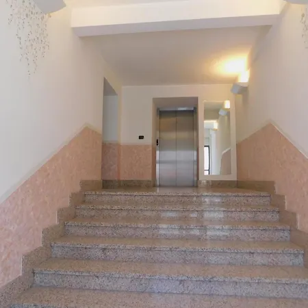 Savoia Dalila 0-10 Appartement San Remo