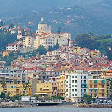Savoia Dalila 0-10 Appartement San Remo